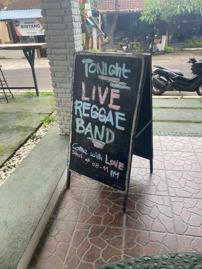 Paca'S Reggae Bar & Hostel Ambat Екстериор снимка